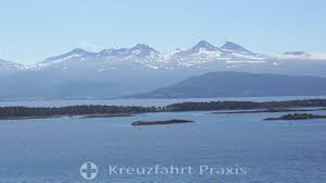 Molde is a town in møre og romsdal situated at the north shore of the molde fjord where it enjoys one of the best locations in norway. Die Norwegische Stadt Molde Und Ihre Sehenswurdigkeiten