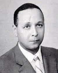 Francisco Tenreiro : A angústia de um Poeta dividido