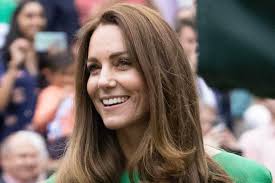 Kate middleton debuted a special (and sparkly!) new diamond necklace for her 10th wedding anniversary. Mvsmcsovz6nadm