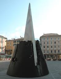 Arnoldo Pomodoro Cono Tronco 1972 Scultura