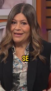 Ricardo Margaleff está celebrando la feliz llegada de su segundo bebé pero  el show tiene que continuar y Marie Claire tomó su lugar en la conducción.  #LaCasaDeLosFamososMx disponible en #LasEstrellas, #Canal5 y #