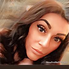 Carolyn Jayne White (@karalambia)