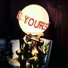 Supreme Scarface The World Is Yours Lamp Multicolor Scarface The World Is Yours Scarface The World Is Yours Scarface