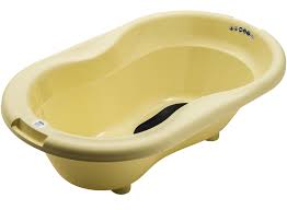 Rotho babydesign rotho bietet bereits seit jahren qualitativ hochwertige kunststoffprodukte die sowohl den komfort als auch optimale sicherheit gewährleisten. Rotho Top Badewanne Mit Ablaufstopfen Fur Babys Yellow Delight