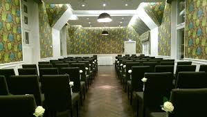 Mega tolles ambiente egal ob im kaminzimmer oder fine dining. Location Fur Eine Freie Trauung In Bremen Jutta Hamm