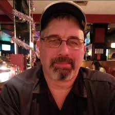 Friends: It is with a heavy heart we report to you the loss of one of our  great market family. Darrin of Moonlight Farm. He died in a farming  accident. Please keep