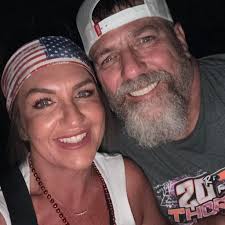 Best crab legs in Kansas City? Posting anonymously so my partner doesn't  know.