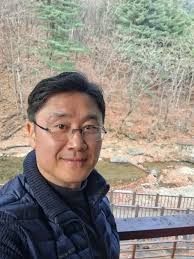 Lonely Senior Citizen from Kenya Seeking Connection