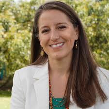 Carolina Rosero's Instagram, Twitter & Facebook