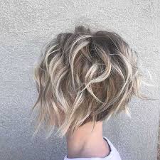 This is a perfect cut for women who want to let their lob grow out. Short Wavy Hairstyles For Women With Style Short Haircut Com
