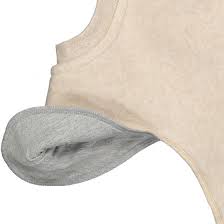 Cả hai chất liệu trông đều đẹp. Huttelihut Mutze Dino Camel Beige