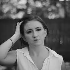 Kaitlin Simpson's Instagram, Twitter & Facebook