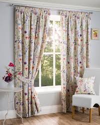 Living velvet top curtain 228 x 228 red / living velvet top curtain 228 x 228 red : Hampshire Multi Ready Made Curtains