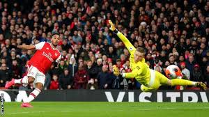 View complete listings of live football matches on bbc including live coverage of the fa cup and uefa euro 2020. Arsenal 3 2 Everton Aubameyang Nets Twice As Arsenal Beat Everton In Thriller Bbc Sport