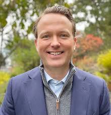 People Moves: Topa in California Names Lay Director of Programs; Newfront  Adds Pierce