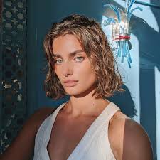 Taylor hill hair taylor hill style short hair with bangs hairstyles with bangs curled bangs messy bangs wavy bangs cut her hair hair cuts. Taylor Hill Taylor Hill Instagram Photos And Videos In 2021 Taylor Hill Hair Hairstyle Short Hair Styles