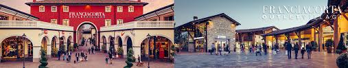 Franciacorta outlet village is a popular destination for serious shoppers, who come here to buy bargains in the peace and quiet of a real retail village, its little streets and squares packed with shops. Hotel Vicino Outlet Franciacorta Albergo Zona Franciacorta Rodengo