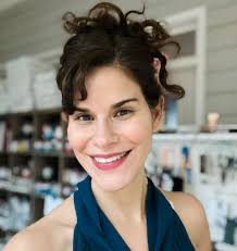 Last week, we said goodbye for now to Artist-in-Residence Lauren Kalman.  Lauren used her residency at The Studio to immerse herself in glassmaking  and to work with talented glassmakers to realize her