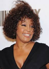 Whitney Houston Short Curly Hairstyle For Black Women Black Women Hairstyles African American Hairstyles Curly Hair Styles