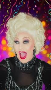 Es geht weiter… ich darf im nächsten Jahr wieder die „Rosa Wölkchen“  moderieren . Ich freue mich drauf. Bald sind die begehrten Tickets  verfügbar… #rosawölkchensitzung #rosawölkchen ...