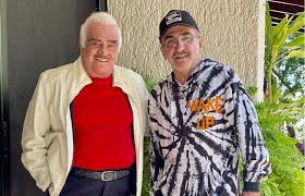 El rey de la música ranchera, fernández ha escrito unas cuantas canciones, . Asi Sucedio Secuestro Del Hijo Mayor De Vicente Fernandez Hace 23 Anos