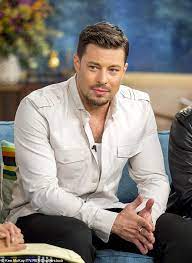Maybe you would like to learn more about one of these? Blue S Duncan James Laments Death Of Tara Palmer Tomkinson Daily Mail Online