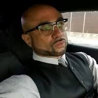 Raphael Dixon's Instagram, Twitter & Facebook