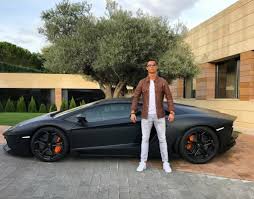 Дома роналду в манчестере, мадриде и турине. Kak Zhivet Krishtianu Ronaldu Gde Raspolozhen Ego Dom V Turine I Na Chem On Ezdit Foot Life