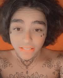 My hair got a bit longer over the past 12 years. It's been fun guys #lastday