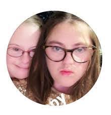 Lily Redmond's Instagram, Twitter & Facebook