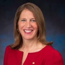 Record-making support. Transforming the student experience. A Changemaker  who lives once an Eagle always an Eagle…it doesn't get much better! Alan  and Amy Meltzer's historic partnership will help our future #AUChangemakers  thrive. @