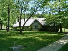 At pere marquette, the ccc built many buildings and shelters, fences, bridges, water reservoirs, foot and horse trails, riprap and streambank protection. Pere Marquette State Park Lodge And Cabins Grafton Illinois Civilian Conservation Corps On Waymarking Com