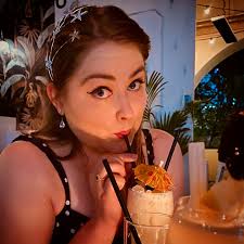 Amelie Thomas (@ameliethomasmusic) • Instagram photos and videos