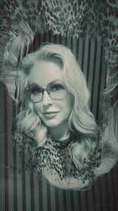 HOPE YOU ALL HAVE A GREAT WEEKEND .. 🍣, __________________________,  #houseofolgastone💈 #os💈 🍣, #stonestyle💈 #stonebarber💈,  _______________________, #enjoy❤️ .. 🍣, #fromanotherpointofview  #sushidesign ...