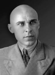 Александр морозов предположил, что молодая особа в силу возраста просто захотела попиариться на имени известного артиста. Morozov Aleksandr Aleksandrovich Vikipediya