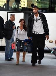 Wife amy duncan cheated on spurs star with her trainer? Tim Duncan Height Weight Age Girlfriend Family Facts Biography