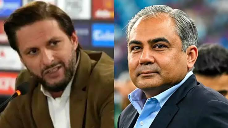 बुरी तरह घिरते जा रहे मोहसिन नकवी, अब तो शाहिद अफरीदी ने भी उठा दिए सवाल - shahid afridi corners pcb chairman mohsin naqvi leave one post no cricket understanding pressure mounts