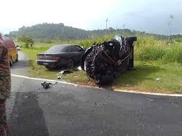 Majoriti kemalangan jalan raya dapat dielakkan seandainya persiapan yang rapi dibuat sebelum pulang ke kampung. Kemalangan Jalanraya Info Kemalangan Bencana Malaysia Facebook