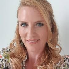 Michelle Bulmer's Instagram, Twitter & Facebook