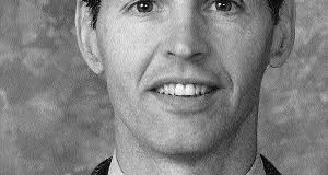 2004-05 SJU MEN'S TENNIS www.sjuhawks.com