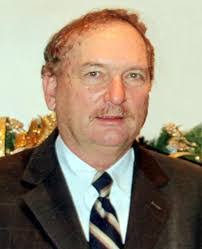 Earl Beasley's Instagram, Twitter & Facebook