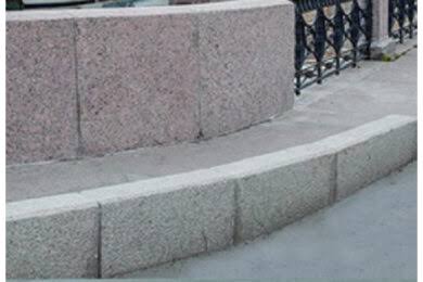 Мостові гранітні бордюри: максимальна міцність для мостів і шляхопроводів від компанії «Будгран»