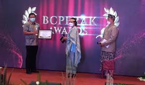 Url di bawah hanya untuk bayaran melalui fpx sahaja kerana bayaran melalui bank lain adalah menggunakan pautan ke bank yang berkenaan. Pt Smelting Raih Penghargaan Dari Bea Cukai Kppbc Tmp Tanjung Perak Suara Indonesia