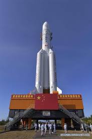 El cohete chino long march 5b avanza sin control hacia la tierra a una velocidad de 27.600 kilómetros por hora. China Dispone El Lanzamiento Del Cohete Larga Marcha 5 Para La Mision A Marte Actualidad Aeroespacial