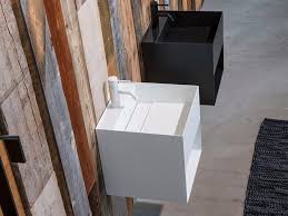 Lavabo Suspendu En Acier Inoxydable Avec Porte Serviettes Cara By Sanwa Company Lavabo Suspendu Plan Vasque Porte Serviette