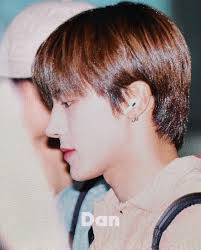 eric looks so cute in this shirt please #230804💌 © uniberry