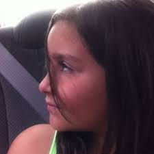 Lillian colvin (@lil49colv)