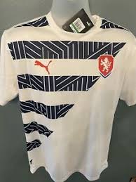 Experience what it feels like to be part of the game with one of our officially licensed puma czech republic football jerseys. Size L Czech Republic National Team Soccer Jerseys For Sale Ebay