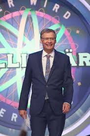 Er ist bekannt für einen besonderen und allgemein als witzig und amüsant empfundenen stil informativer und 1993). Gunther Jauch Starportrat News Bilder Gala De