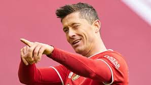 This attacking performance currently places them at 1st out of 391 for bundesliga players who've played at least 3 matches. Watch Out England Nine Ridiculous Robert Lewandowski Stats And Records Planet Football